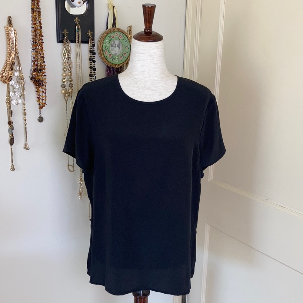 Vintage 80s Silk Top Back Button 14
